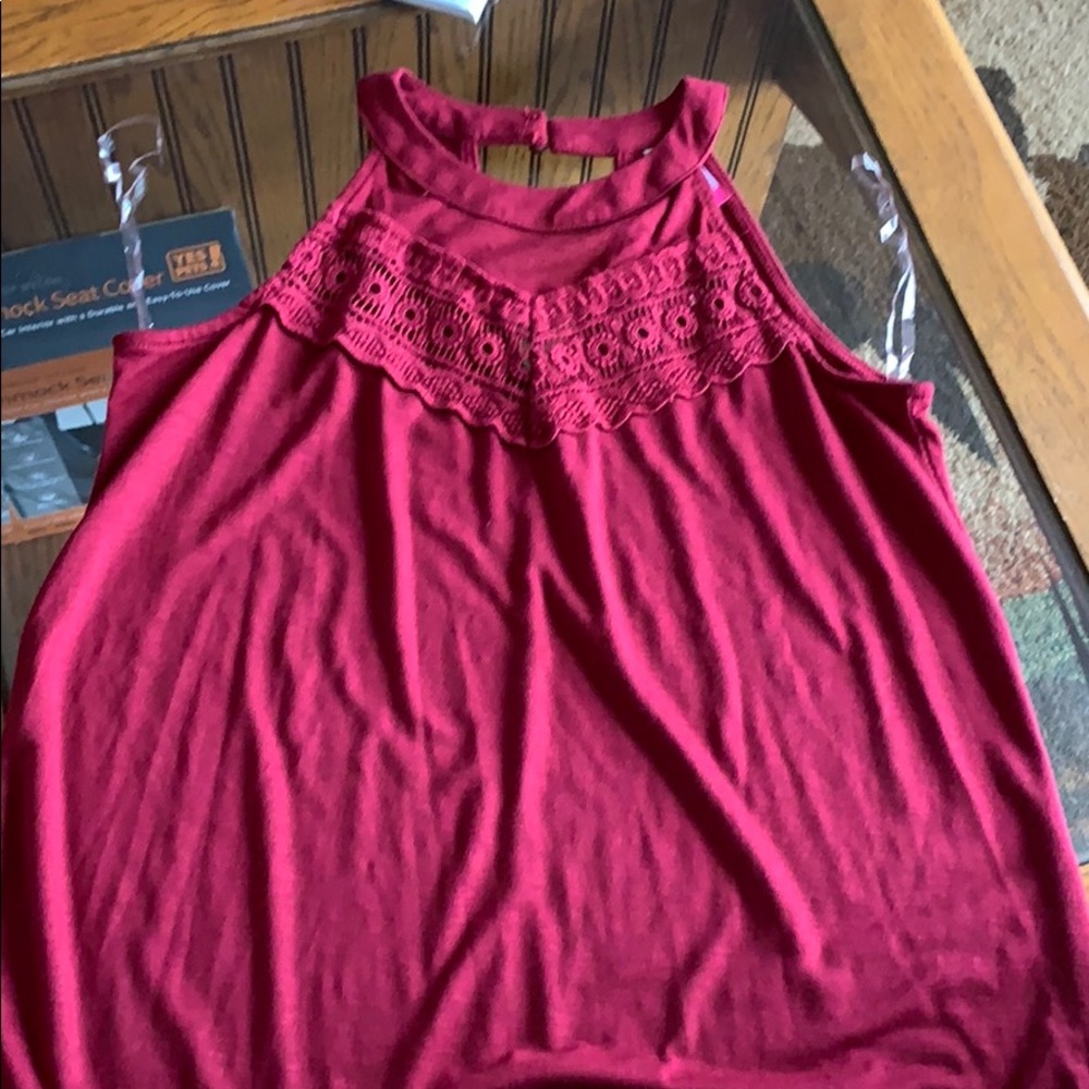 red/maroon tank top